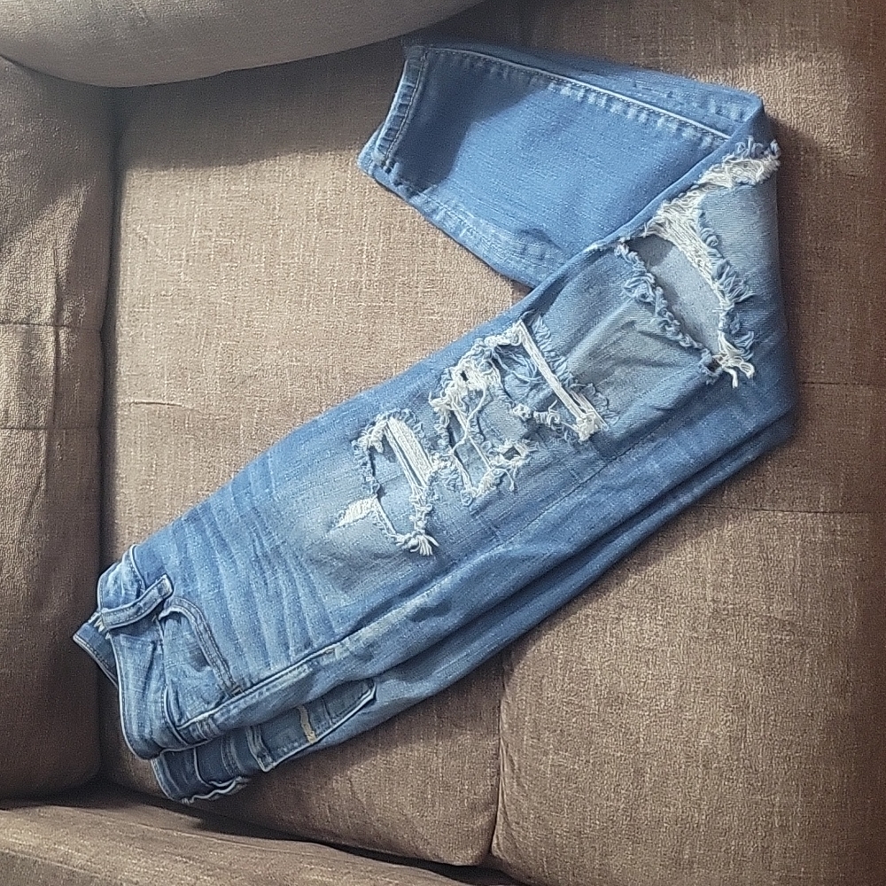 American Eagle distressed Jegging Size 0